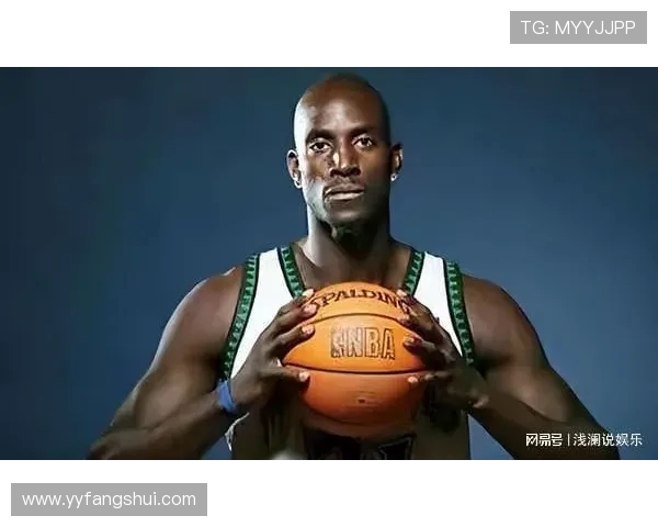 哈基姆·奥拉朱旺：从梦幻舞步到篮球传奇的辉煌历程