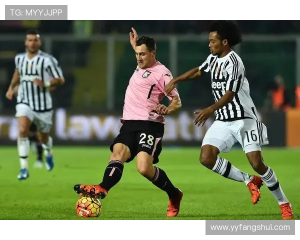 足球纪实：记录南京足球队的突破历程